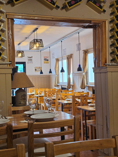 Food & Drinks 5, Hotel Surprise, Bariloche