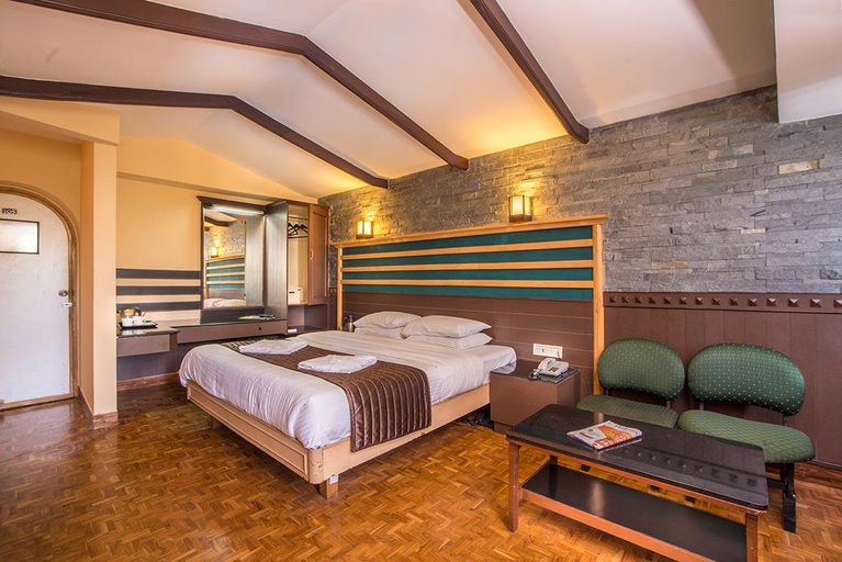 Bedroom 2, Hotel Hilltop Towers, Dindigul