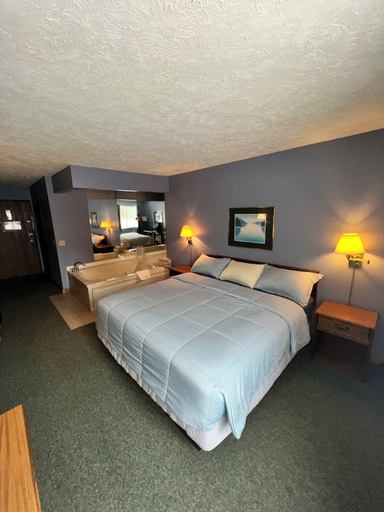 Bedroom 2, Cedarville Hotel, Mackinac