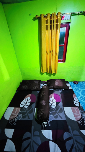 Room 2, Bintang Sawarna 2 By ARBA, Lebak