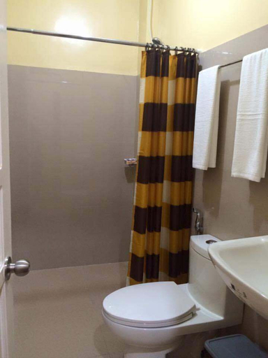 Bathroom 2, Twin Palm Guesthouse, Davao City