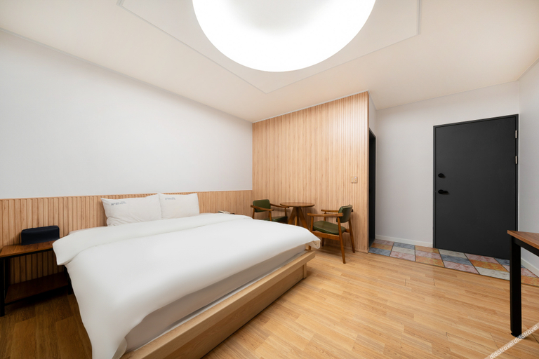 Bedroom 4, No. 25 Gwangju Hanam Branch, Gwangsan
