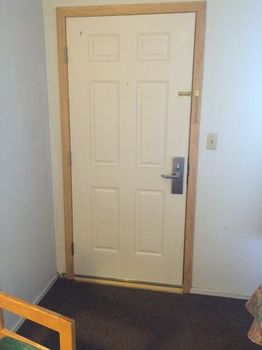 Others 4, Economy Inn, Mohave