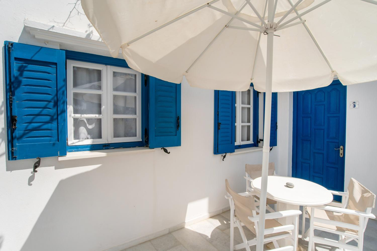 Others 5, Maroulis Studios Naxos, South Aegean