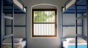 Others 2, Hostel First, Katana
