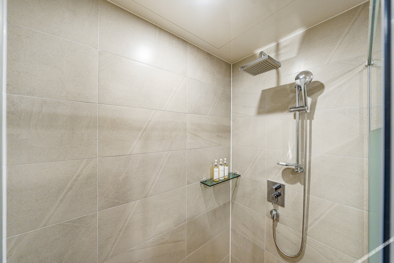 Bathroom 5, Hound Hotel Busan Hadan Branch, Saha