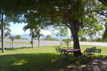 Others 4, Ocean View Motel, Bowen