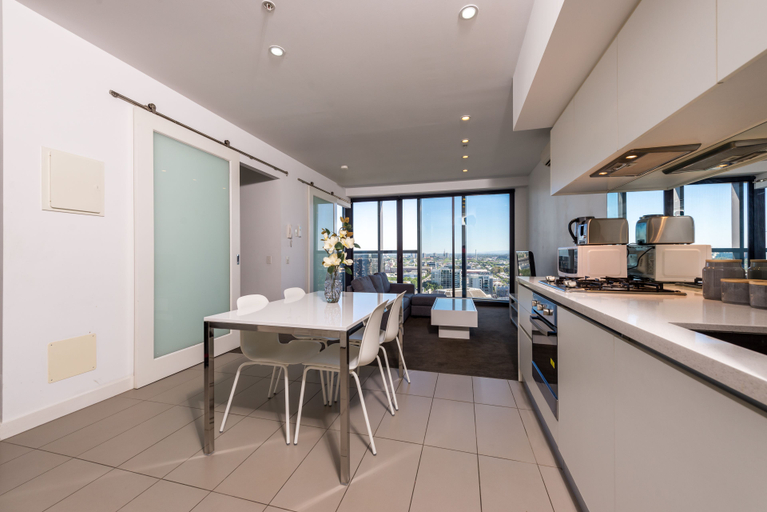 Others 3, Amazing Accommodation Vogue, Melbourne