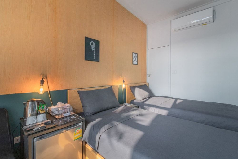 Others 2, Beige Poshtels, Don Muang