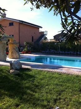 Others 3, Agriturismo 4 Ricci, Roma