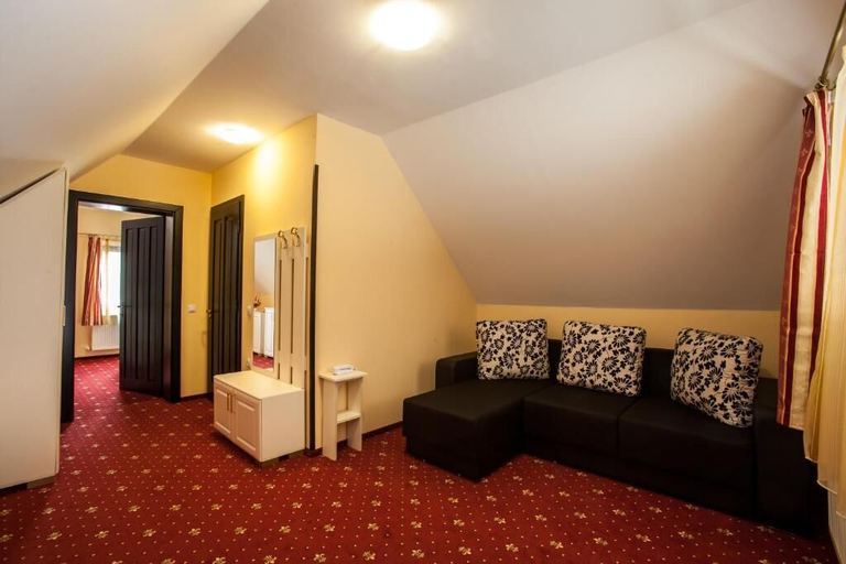 Others 5, Extravagance Hotel, Sighisoara