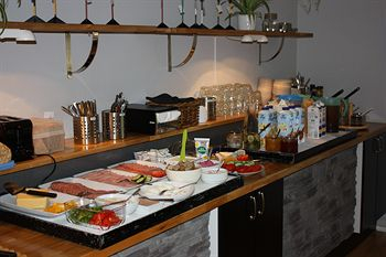 Others 4, Hotell Angoringen, Karlskrona