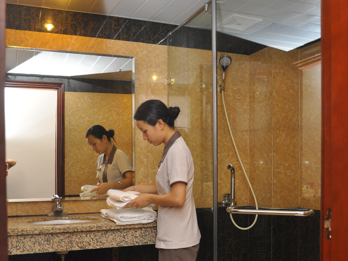 Bathroom, Monte Carlo Hotel Hai Phong, Hải An