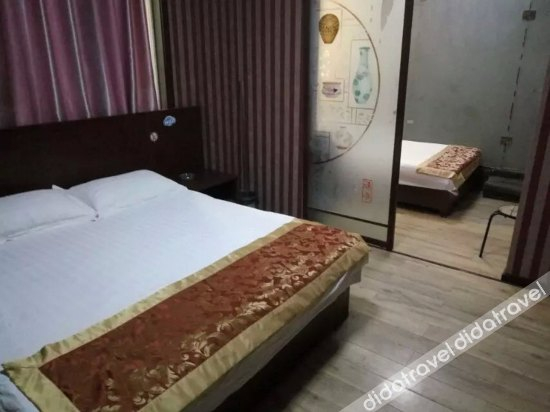 Bedroom 3, Shuge Express Hotel(洛阳舒阁宾馆), Luoyang