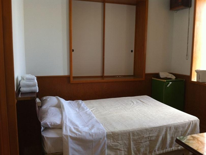 Bedroom 3, Hotel Harbor, Uruma