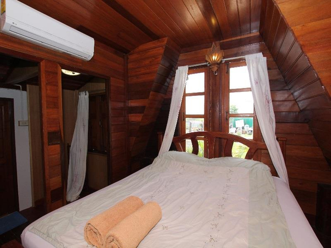Bedroom 2, Dang Ky Ploen Tharnnam Resort, Cha-Am