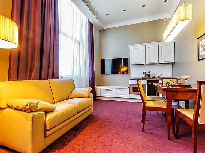 Others 3, Hotel Rajkin Plaza, North-Eastern