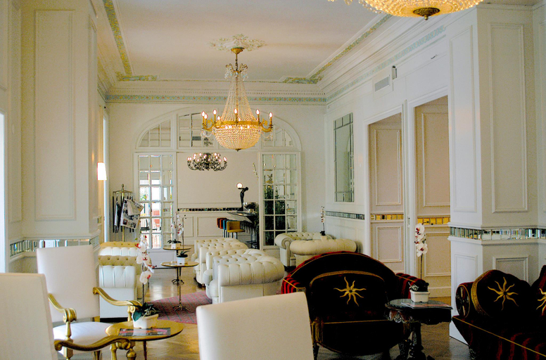 Public Area, Grand Hotel des Ambassadeurs, Alpes-Maritimes
