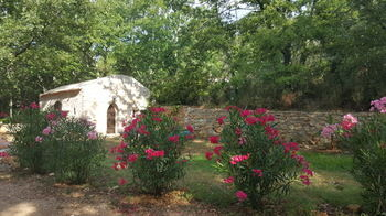 Others 2, Le Donjon des Combes et son Spa, Var