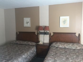 Others 3, Motel Du Parc, Gatineau, Communauté-Urbaine-de-l'Outaouais