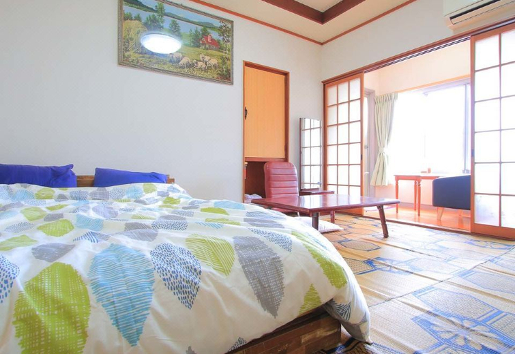 Bedroom 2, Business Hotel Seifusou, Saiki