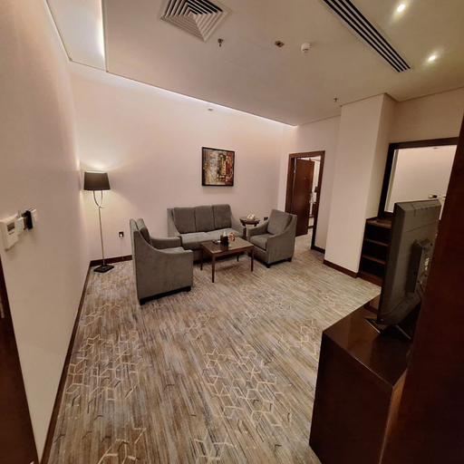 Room 3, Sunday Qaser Al Hamra, Riyadh