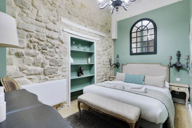 Room 5, Charming Apartment - 2br/6p - Rue Mouffertard, Paris