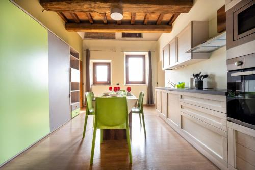 Others 4, Castello di Marano sul Panaro - Room & Breakfast, Modena