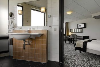 Others 3, Hotel De Schout, Dinkelland