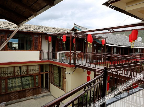 Others 5, Aged-tree hotel, Dêqên Tibetan