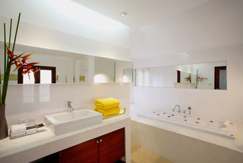 Bathroom 5, Nivata Koh Samui, Tapestry Collection by Hilton, Ko Samui