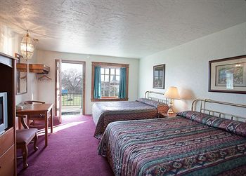 Others 3, Sequim West Inn, Clallam