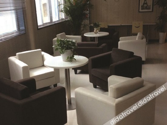 Others 5, 7 Days Premium Xuzhou Train Station Square Branch, Xuzhou