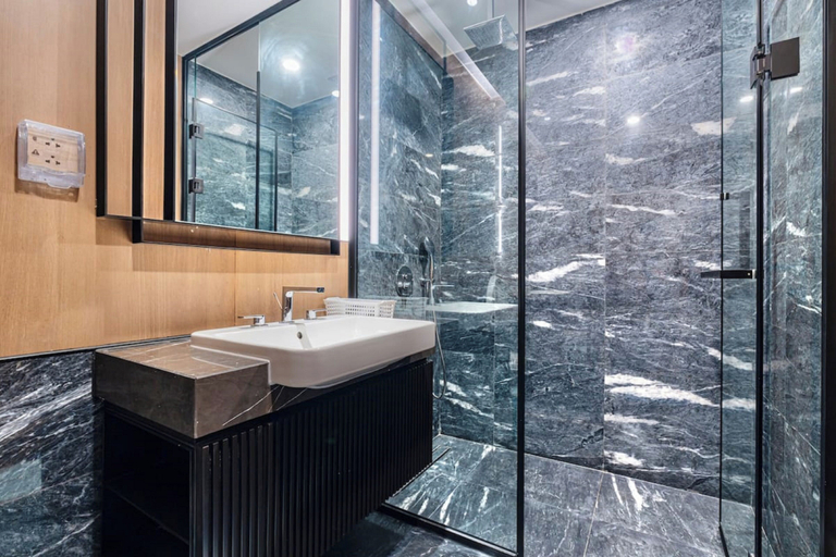 Bathroom 3, Bluesky Lumiere Riverside Luxury, District 2