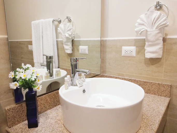 Bathroom 3, BAROLO HOTEL, San Salvador