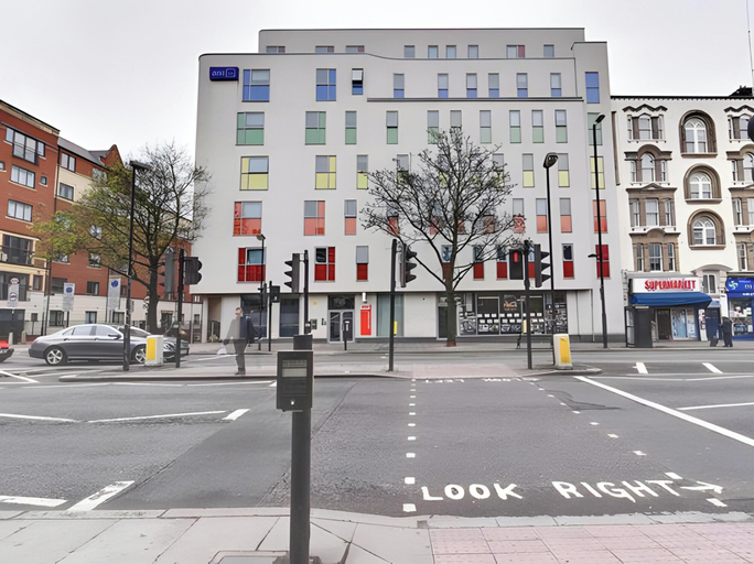 Parking, Islington 2, London