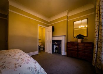 Others 4, Sandfield Guest House, Oxfordshire