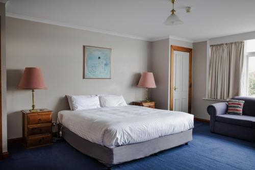 Others 3, Battery Point Manor, Hobart