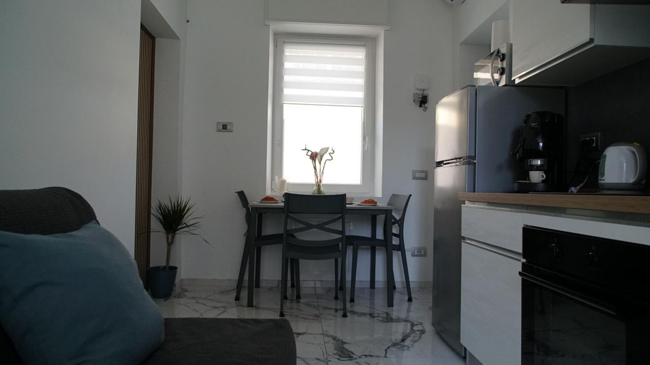 Others 3, A Casa Mia 2.0, Varese