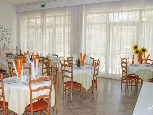Others 2, Hotel Viscount, Rimini