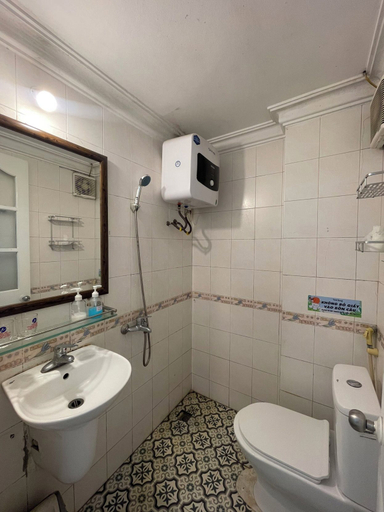 Bathroom 3, An Homestay Lakeview Apartment, Tây Hồ