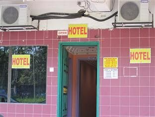 Hotel Entrance, New Wave Hotel Melawati, Ampang