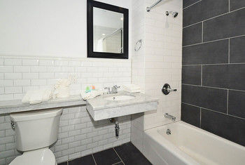 Others 4, Bogart Hotel, New York