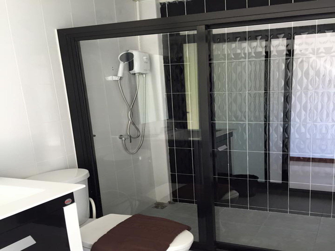 Bathroom, Vanavaree Resort, K. Na Yai Am