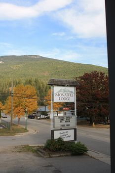 Others 2, Monashee Lodge, Columbia-Shuswap