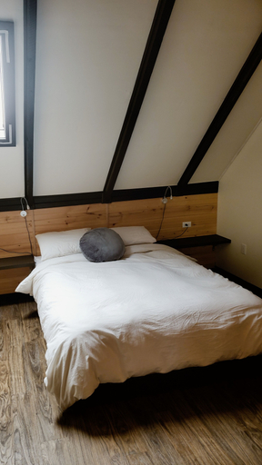 Bedroom, The Cliffside Inn, Kings