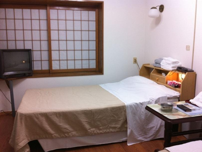 Bedroom 3, Hotel Harbor, Uruma