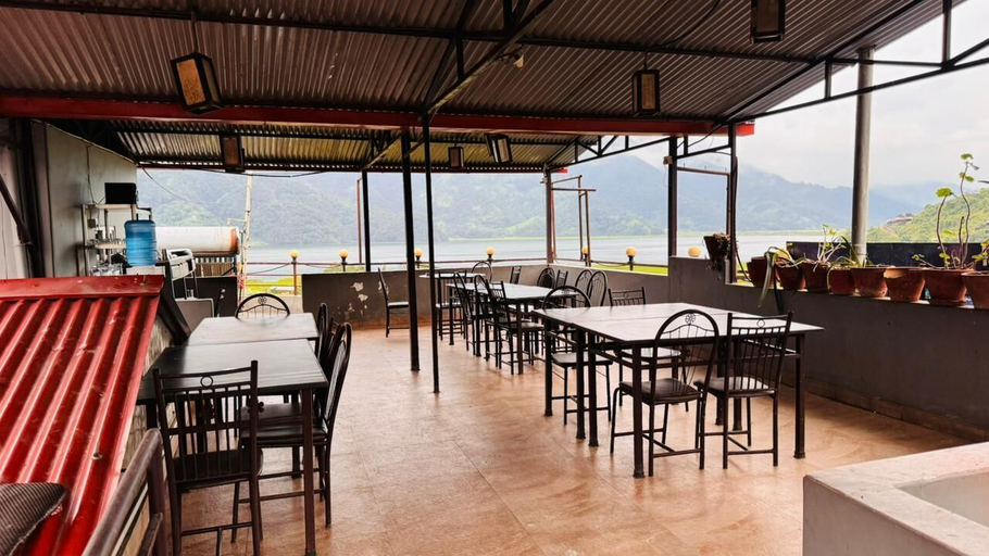 Food & Drinks 5, Hotel August International, Gandaki