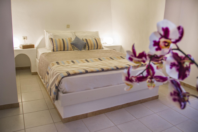Others 3, La Maltese Private House Imerovigli, South Aegean