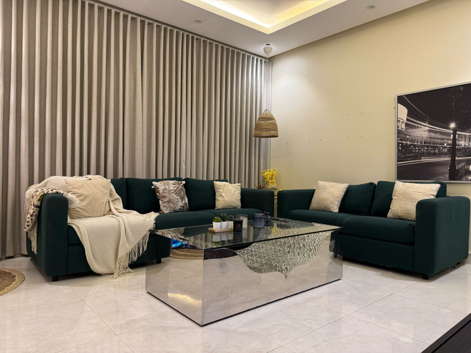 Others 3, EWA Host, Riyadh
